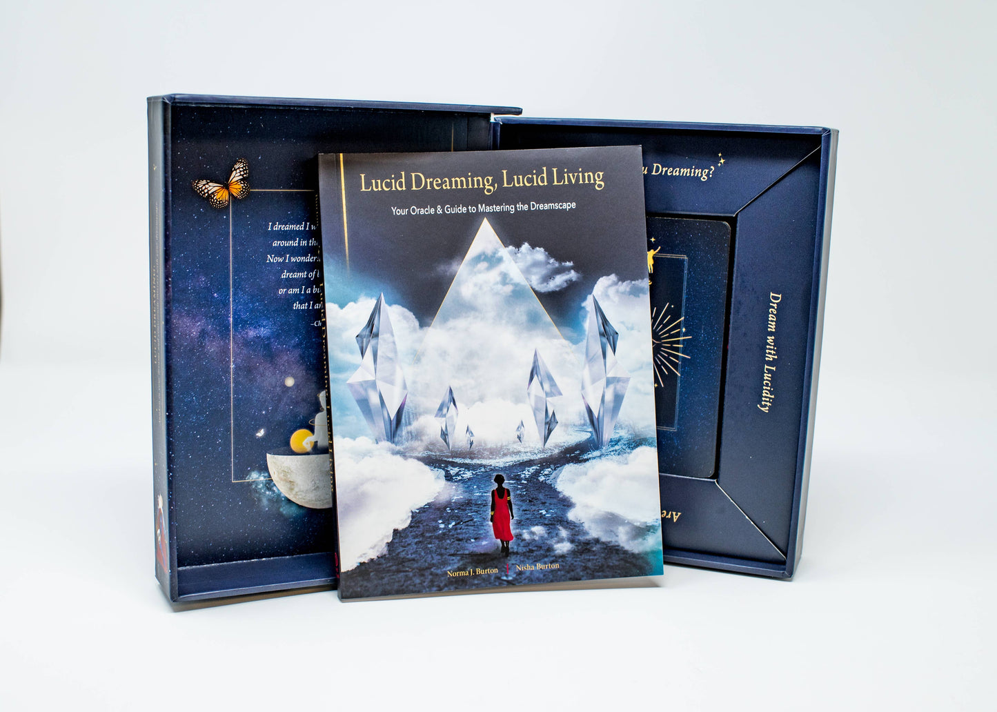 Lucid Dreaming, Lucid Living: 44 Full-Color Cards & 200pg bk