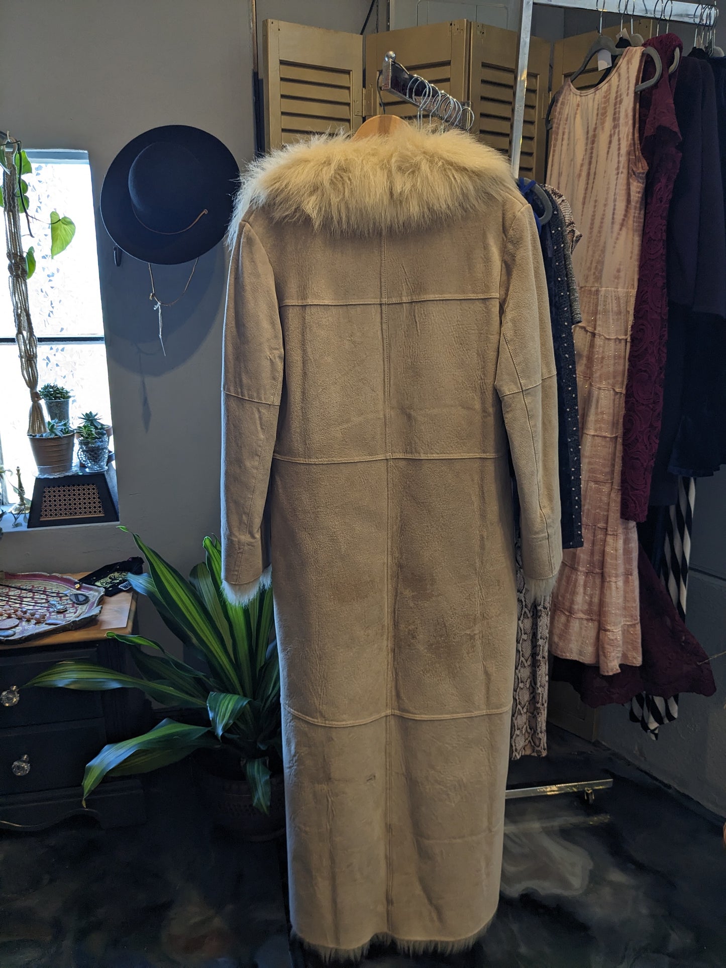 Long suede and vegan fur trench coat tan